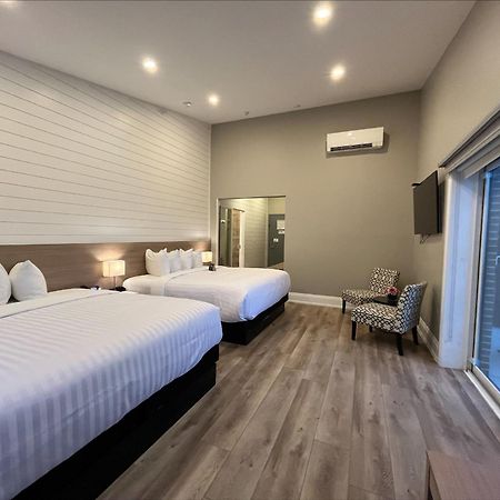 Colonial Hotel & Suites グランド・ベンド エクステリア 写真