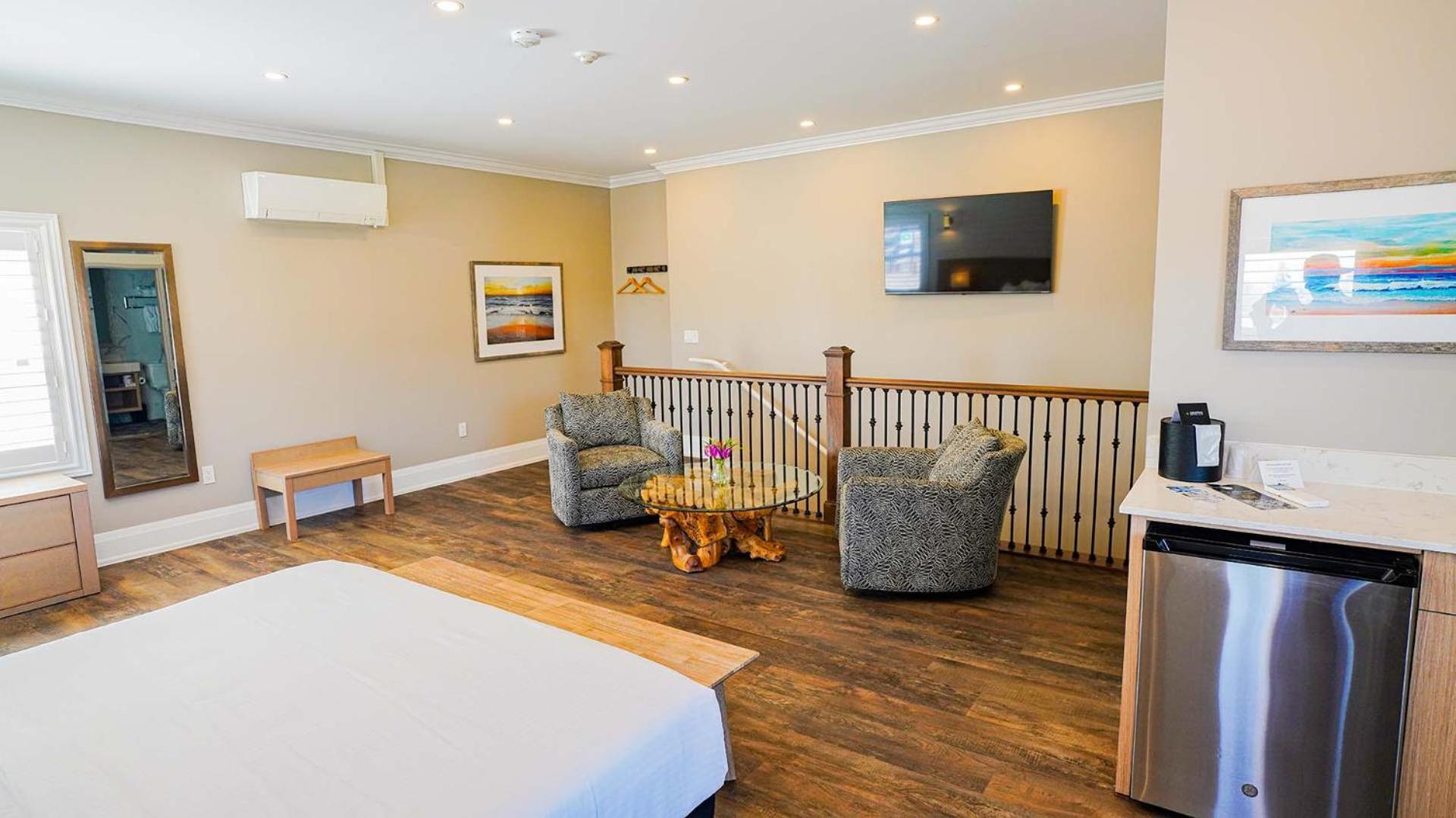 Colonial Hotel & Suites グランド・ベンド エクステリア 写真